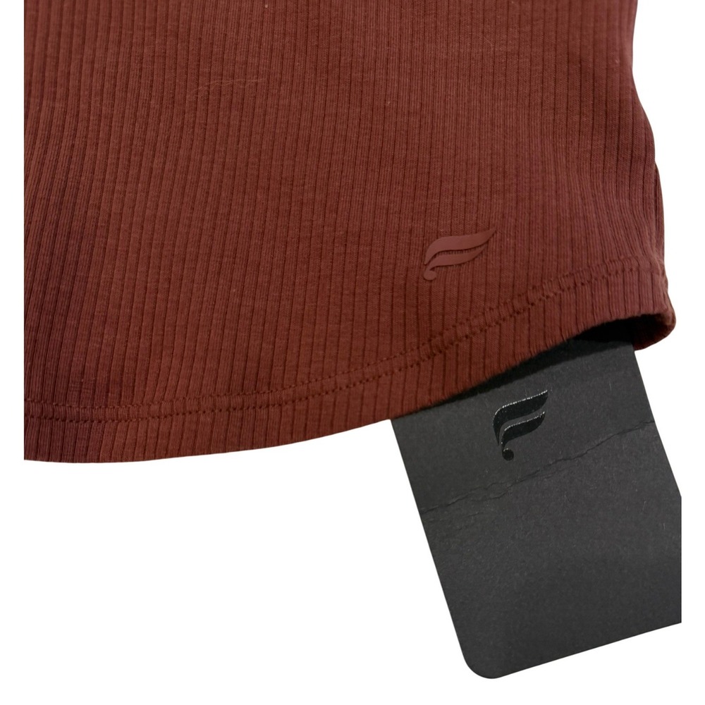 Fabletics Seamed Rib Baby Tee Mahogany Brown Cropped Short Sleeve Shirt L NWT - Picture 3 of 6